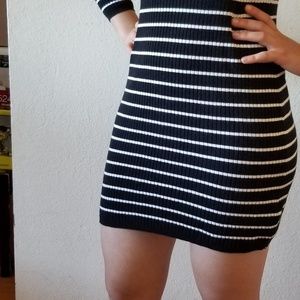 FOREVER21 black stripped dress